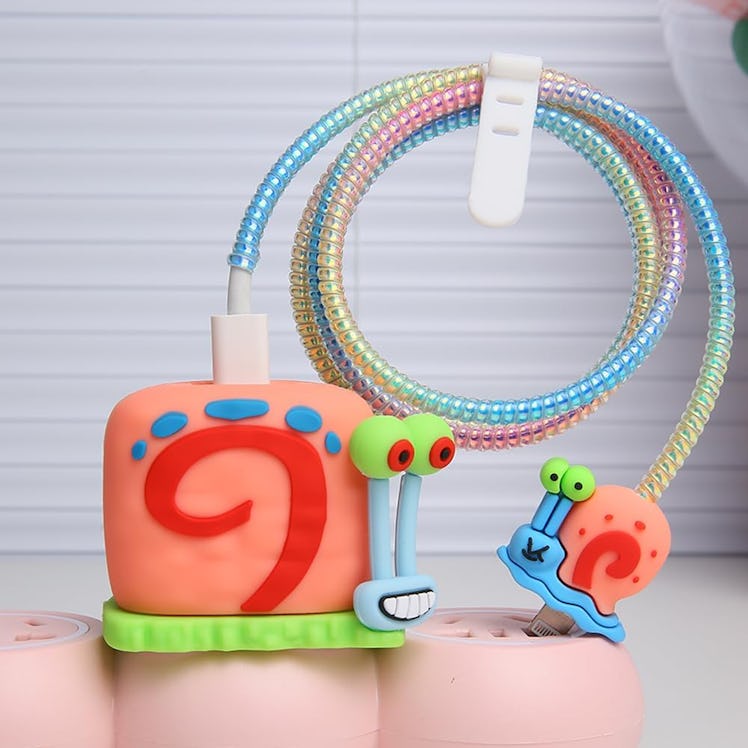 Yluirktfa Charger Covers (2 Pieces)