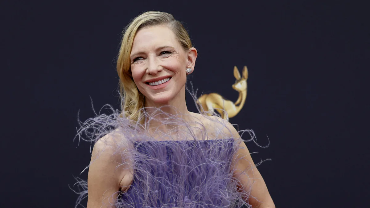 cate blanchett purple dress Cate Blanchett in Yves Saint Laurent