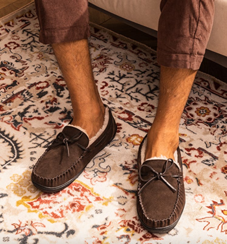 DREAM PAIRS Men's Moccasin Slippers