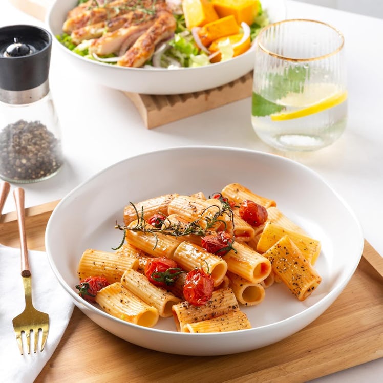 AmorArc Large Pasta Bowls (4 Pieces)