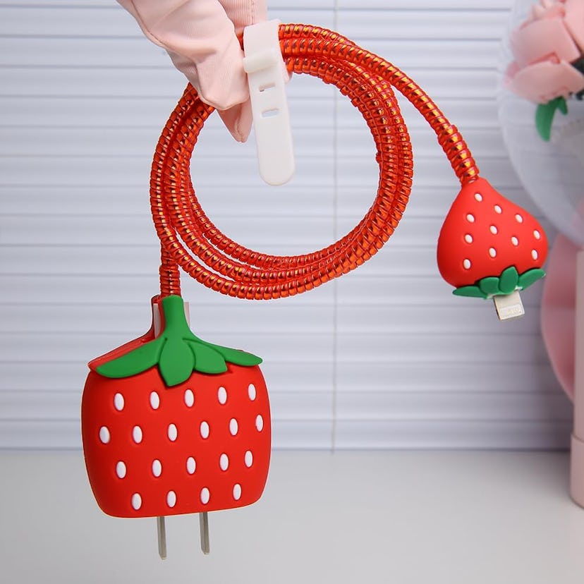 Yluirktfa Charger Cover