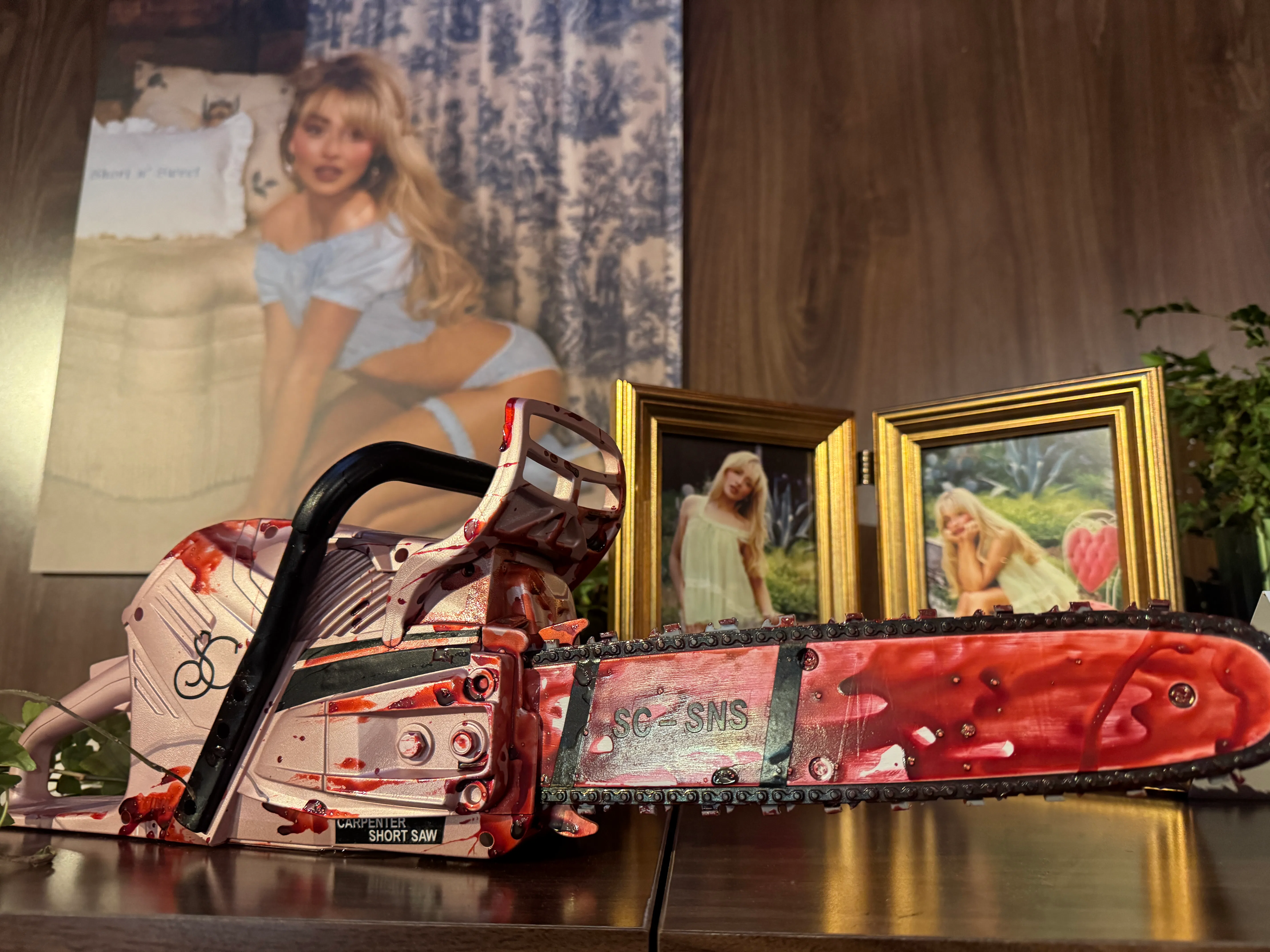 A Guide To Sabrina Carpenter's Second Hand Pop-Up Shop In LA