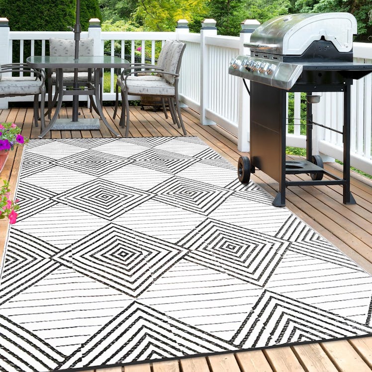 Diikoo Waterproof Reversible Outdoor Carpet