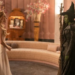 'Wicked: For Good' Ending: Does Glinda Know Elphaba Is Alive?