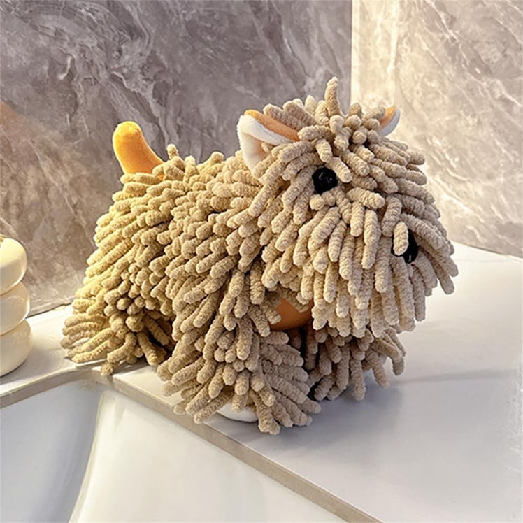 Shapeazy Chenille Dog Hand Towel