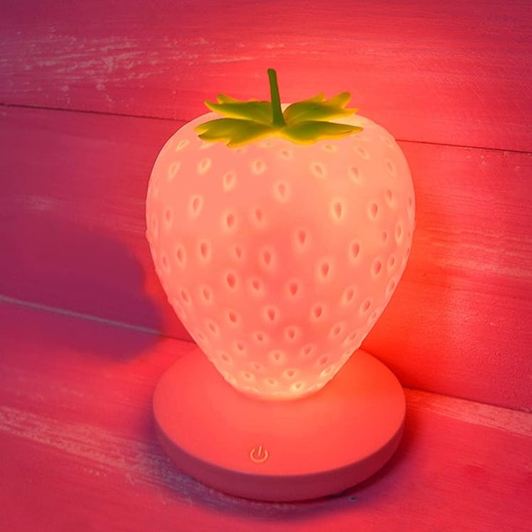 LVOERTUIG Strawberry Night-Light