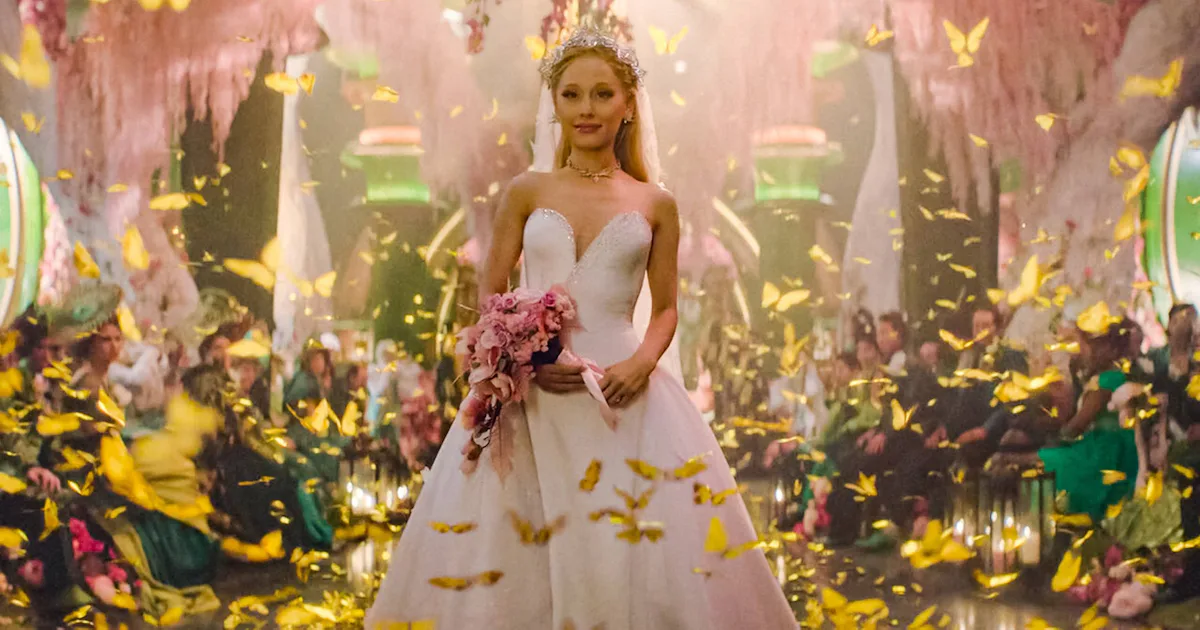 ‘Wicked’s Costume Designer On Glinda’s Wedding Dress & Easter Eggs ‘Wicked’s Costume Designer On Glinda’s Wedding Dress & Easter Eggs