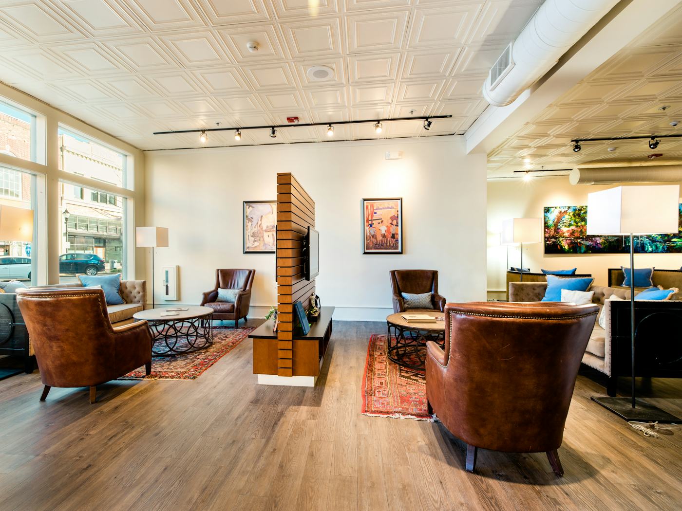 These Hotels Are Proof You Don’t Need Snow For Holiday Spirit