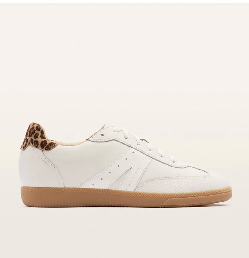 Levi White Sneaker
