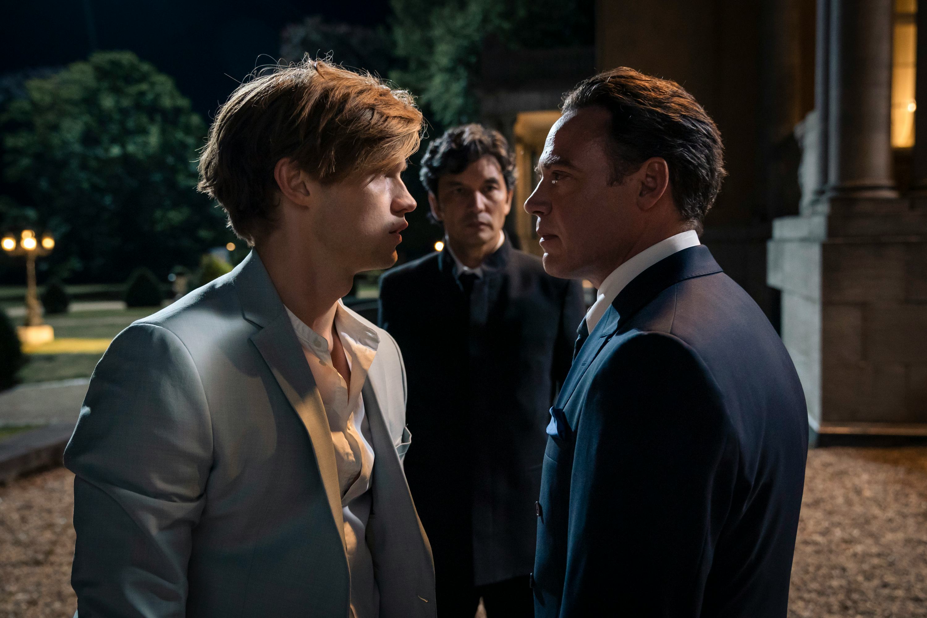 Damian Hardung talks about the Jame and Percy fan theory on 'Maxton Hall.'