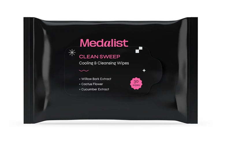 Medalist Clean Sweep Cooling & Cleansing Wipes 