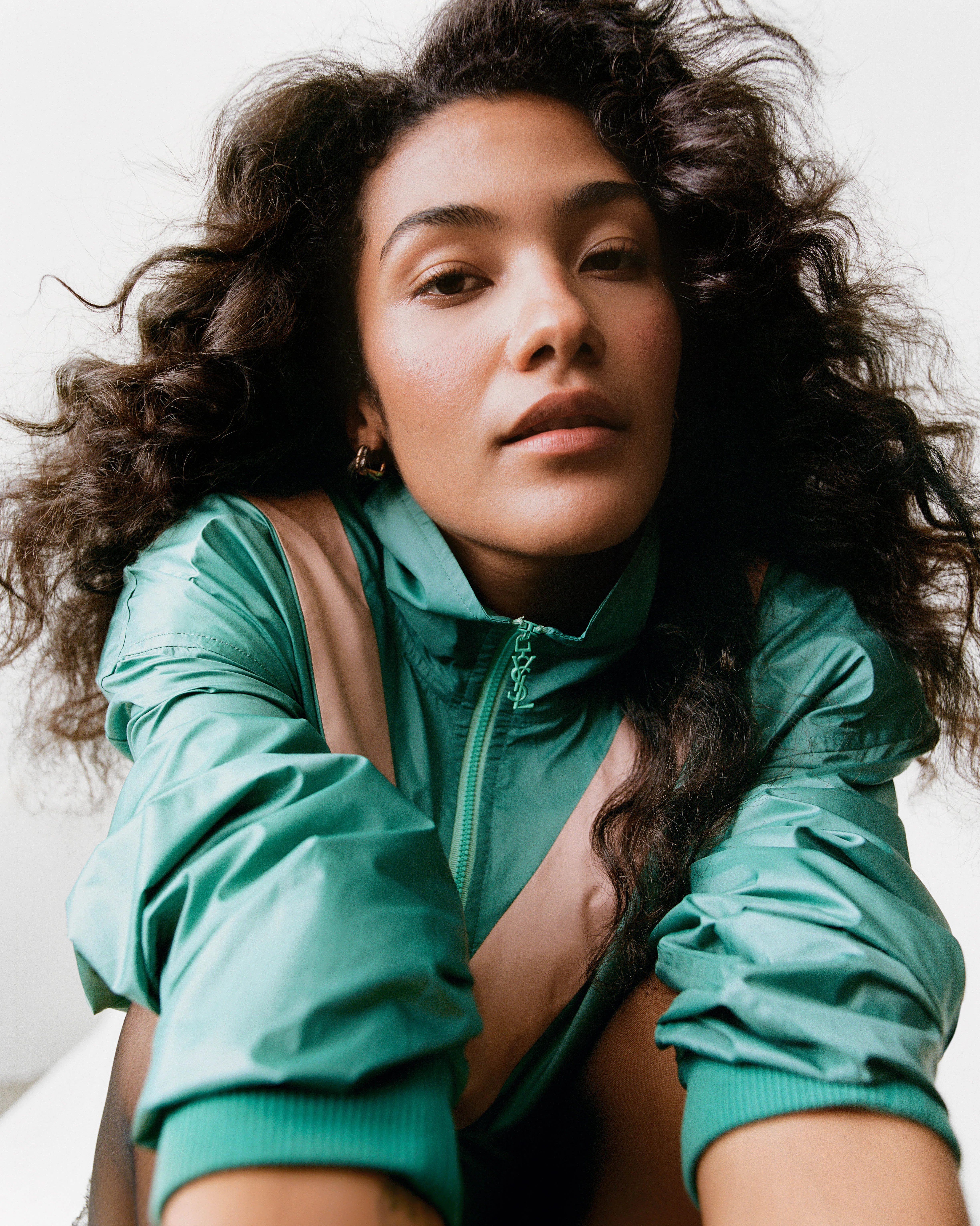 Olivia Dean On 'Man I Need' Success, 2026 Tour & Relationship Advice