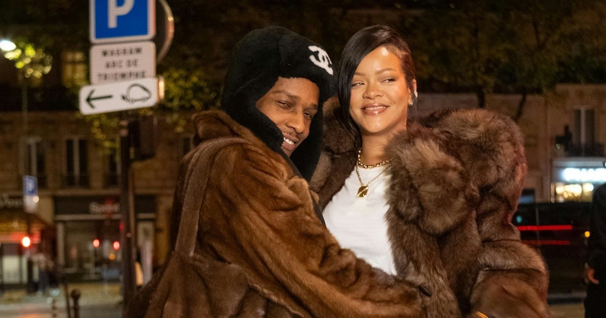 Rihanna und A$AP Rocky verliebt in Paris in Partner-Pelzmänteln.