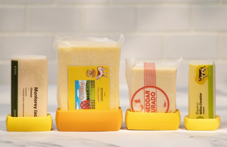 Food Huggers Cheese Huggers (4 Pieces)