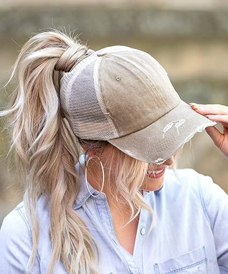 ProMindFun Ponytail-Friendly Adjustable Baseball Cap