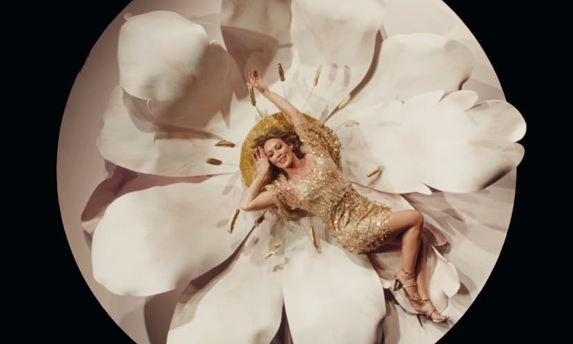 Hilary Duff's gold mini in the "Mature" music video