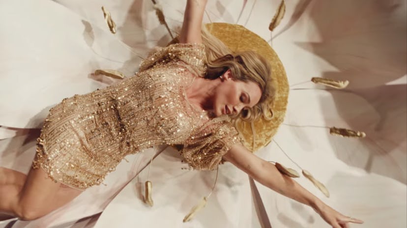 Hilary Duff's gold mini in the "Mature" music video