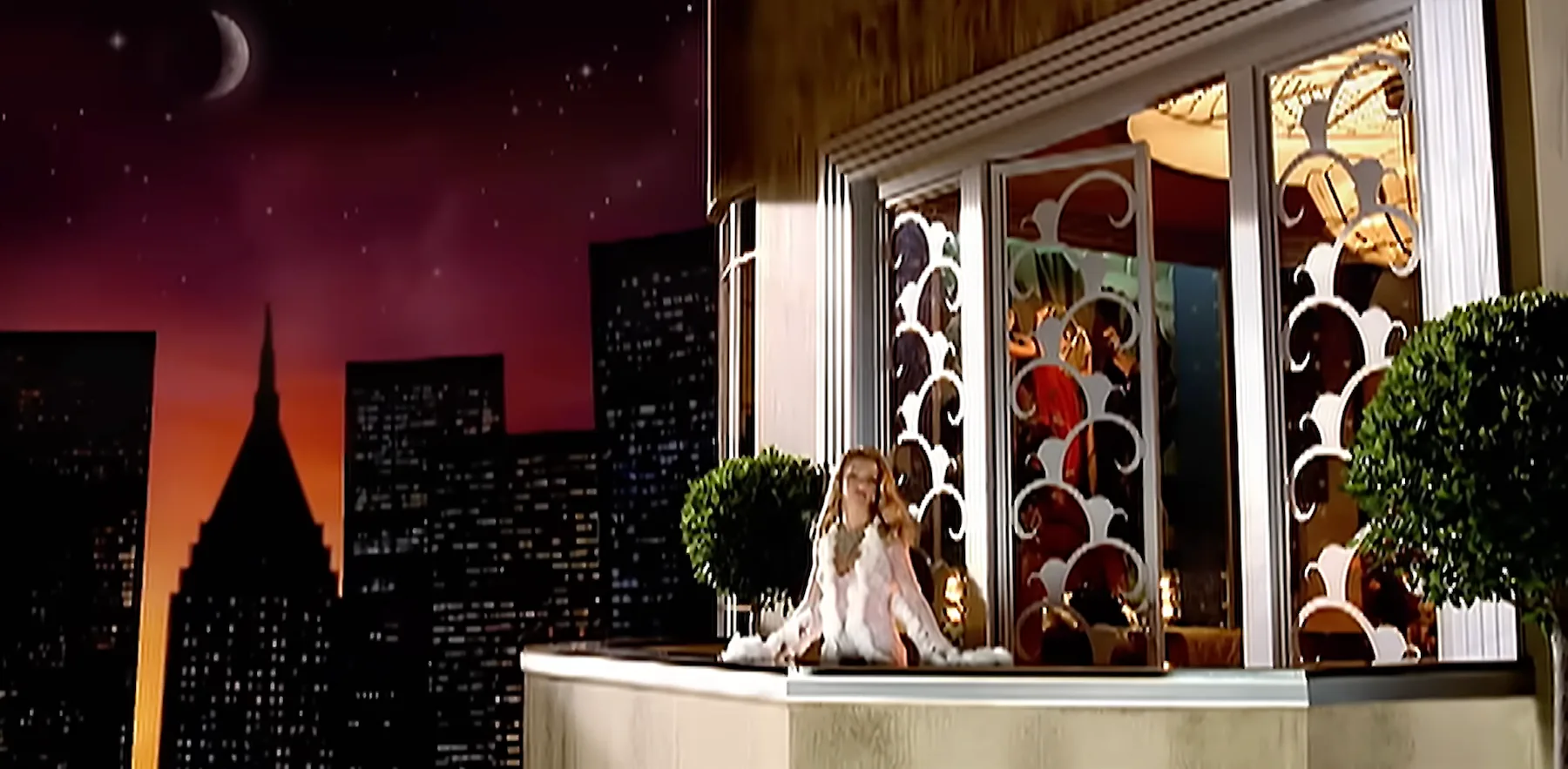 Britney Spears' "Lucky" music video