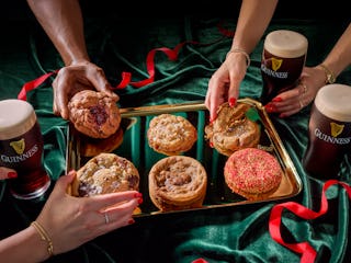 I tried Last Crumb's Guinness holiday box of cookies.