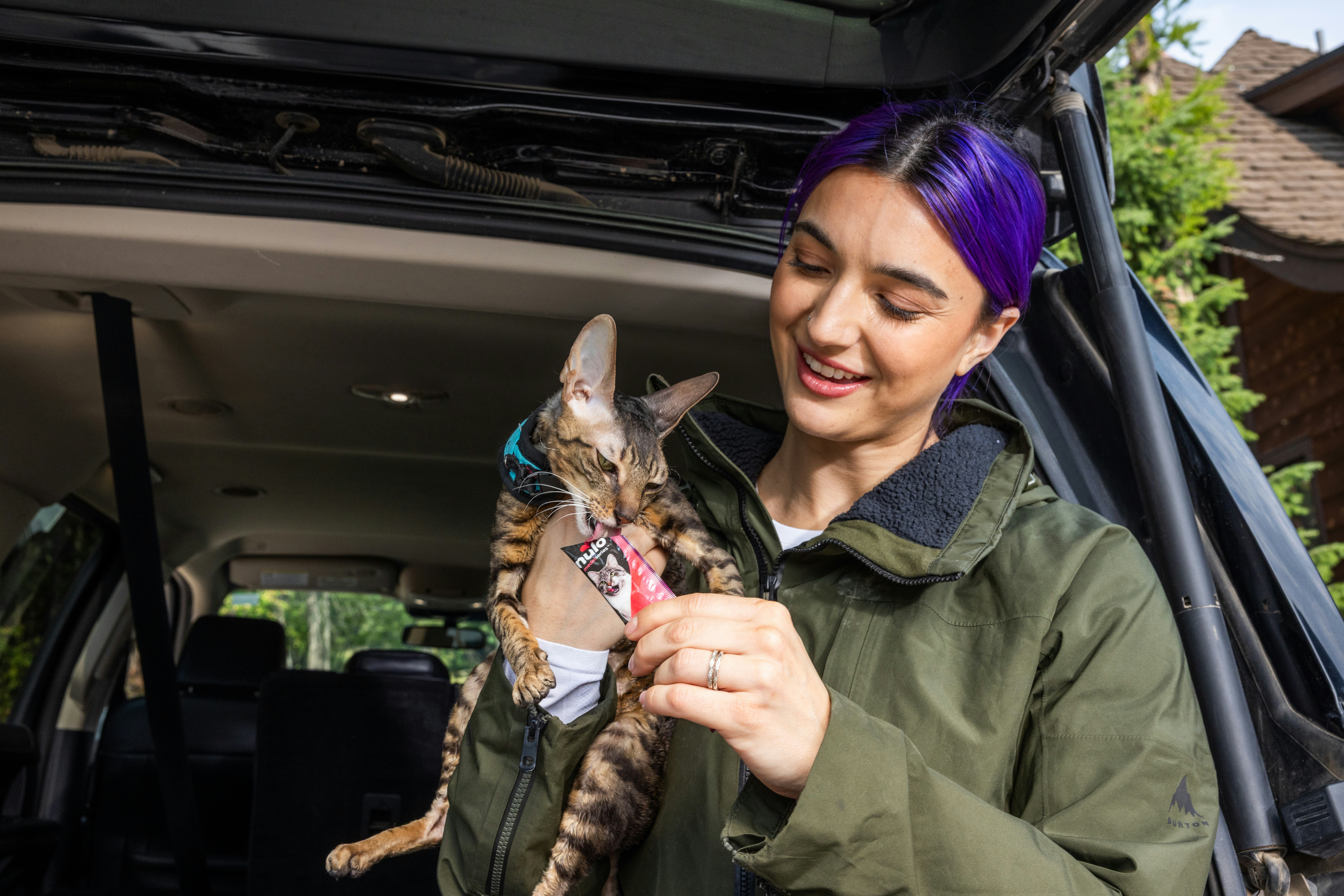 Brenna Huckaby for Nulo.