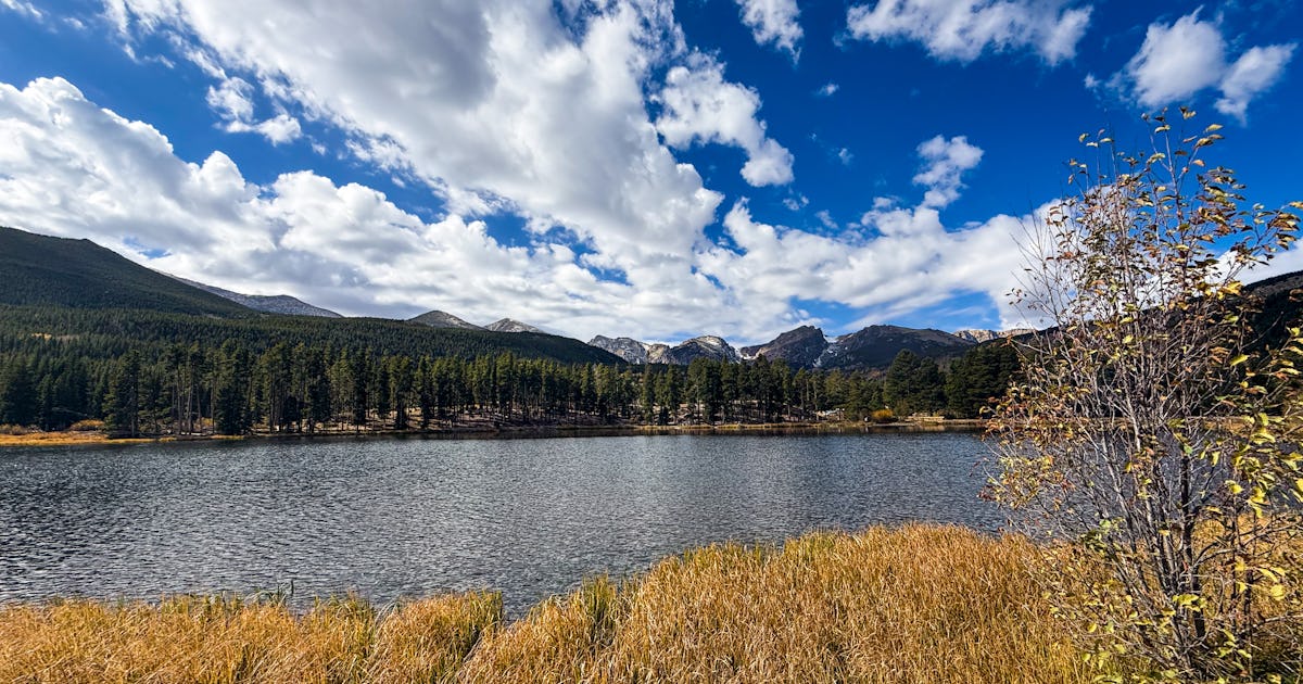 The Best Things To Do In Estes Park, Colorado, From Elk-Spotting To Ghost Tours At The Stanley