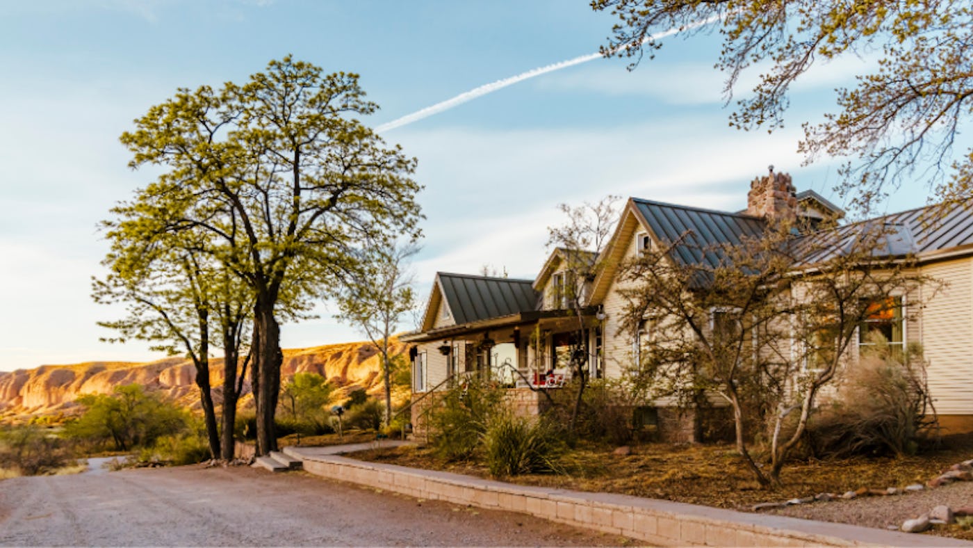 3 Vacation Spots Where You Can Laugh Loud & Sleep Late