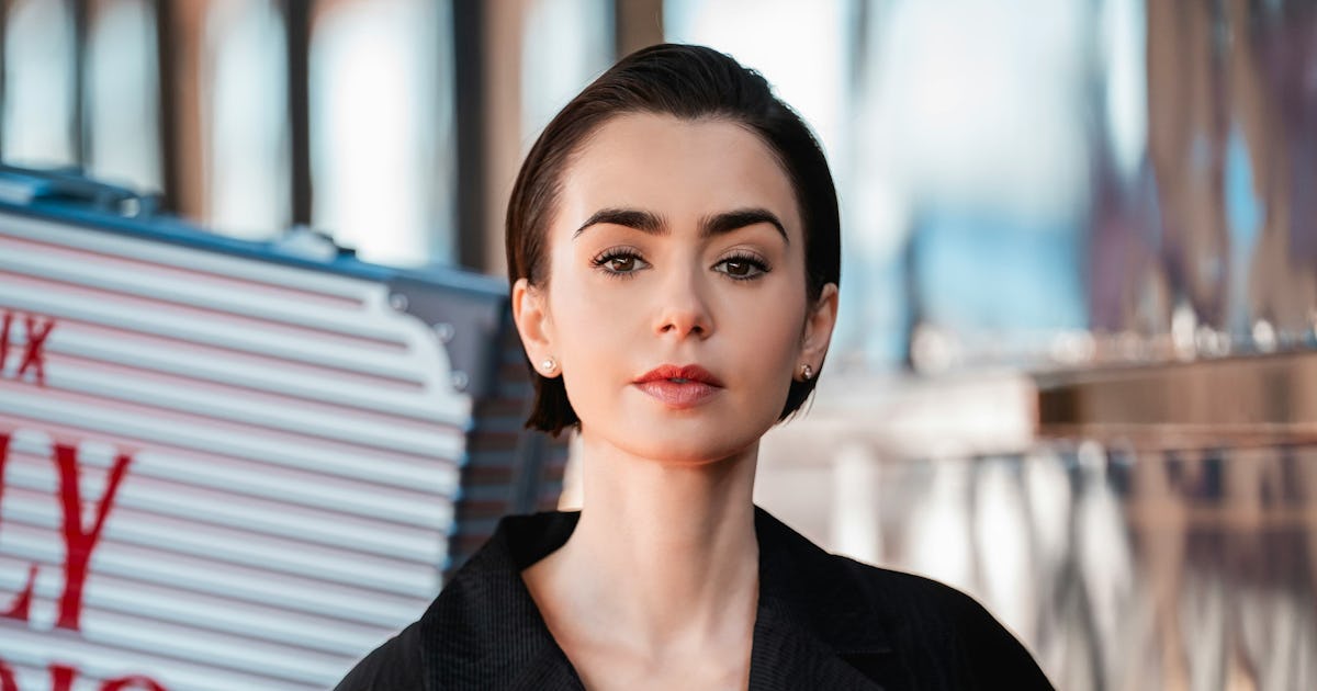 Exclusive: Lily Collins Reacts To Gabriel's Postcard In The 'Emily In Paris' Finale