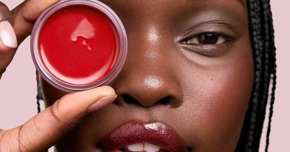 December 2025’s Best New Beauty Products End The Year On A High Note December 2025’s Best New Beauty Products End The Year On A High Note