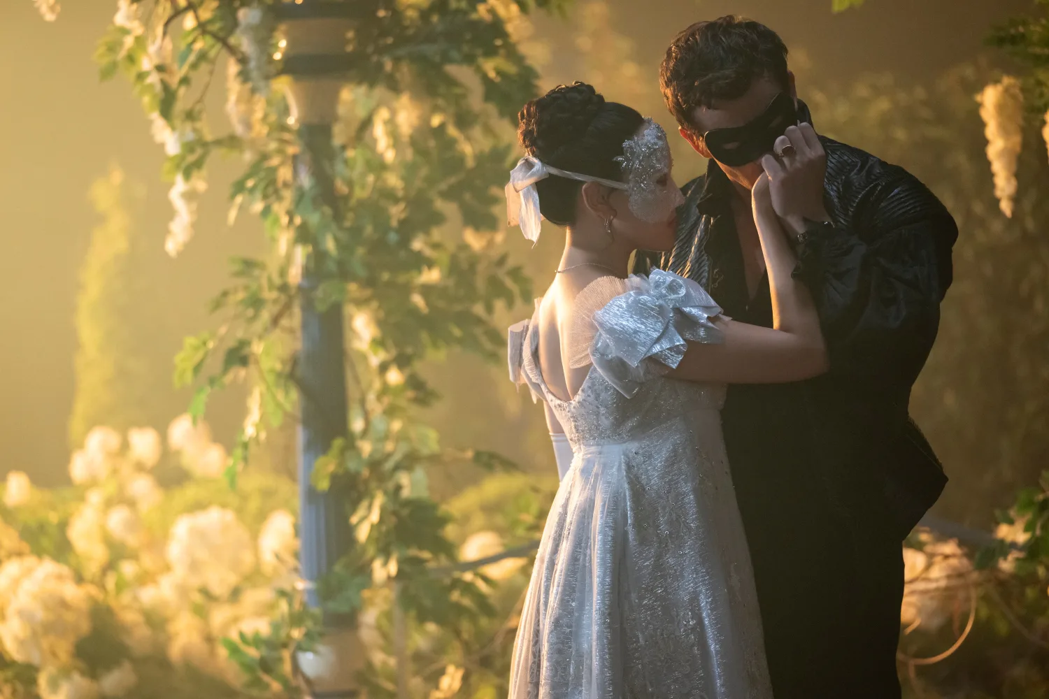 ‘Bridgerton’ Just Dropped Its Steamy Season 4 Trailer