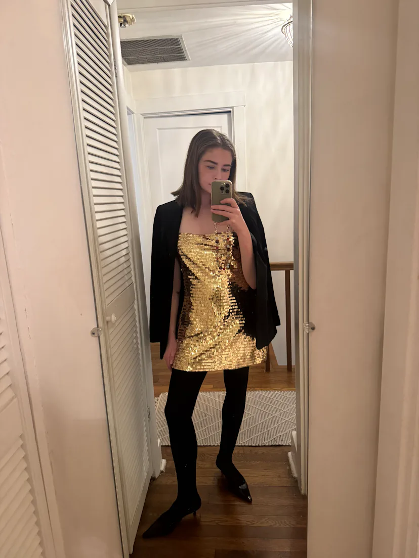 Retrofte's New Year's Eve Looks Are Ready For A Night Out Retrofte's New Year's Eve Looks Are Ready For A Night Out