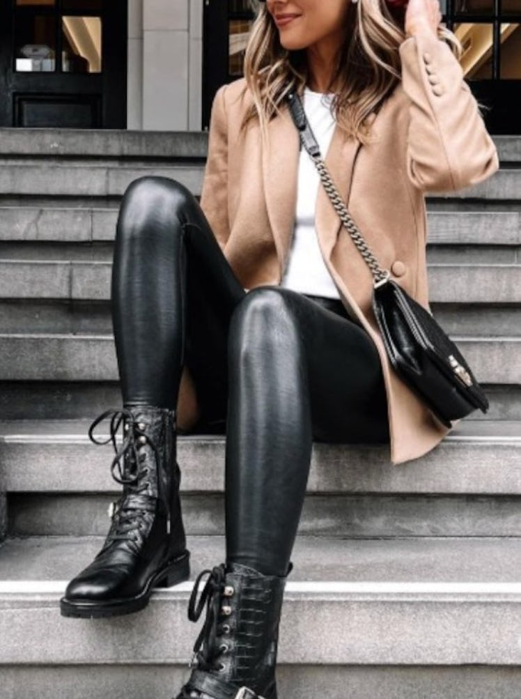 Tagoo Faux Leather Leggings 