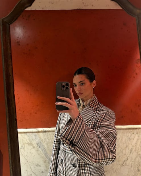 kendall jenner newsboy cap