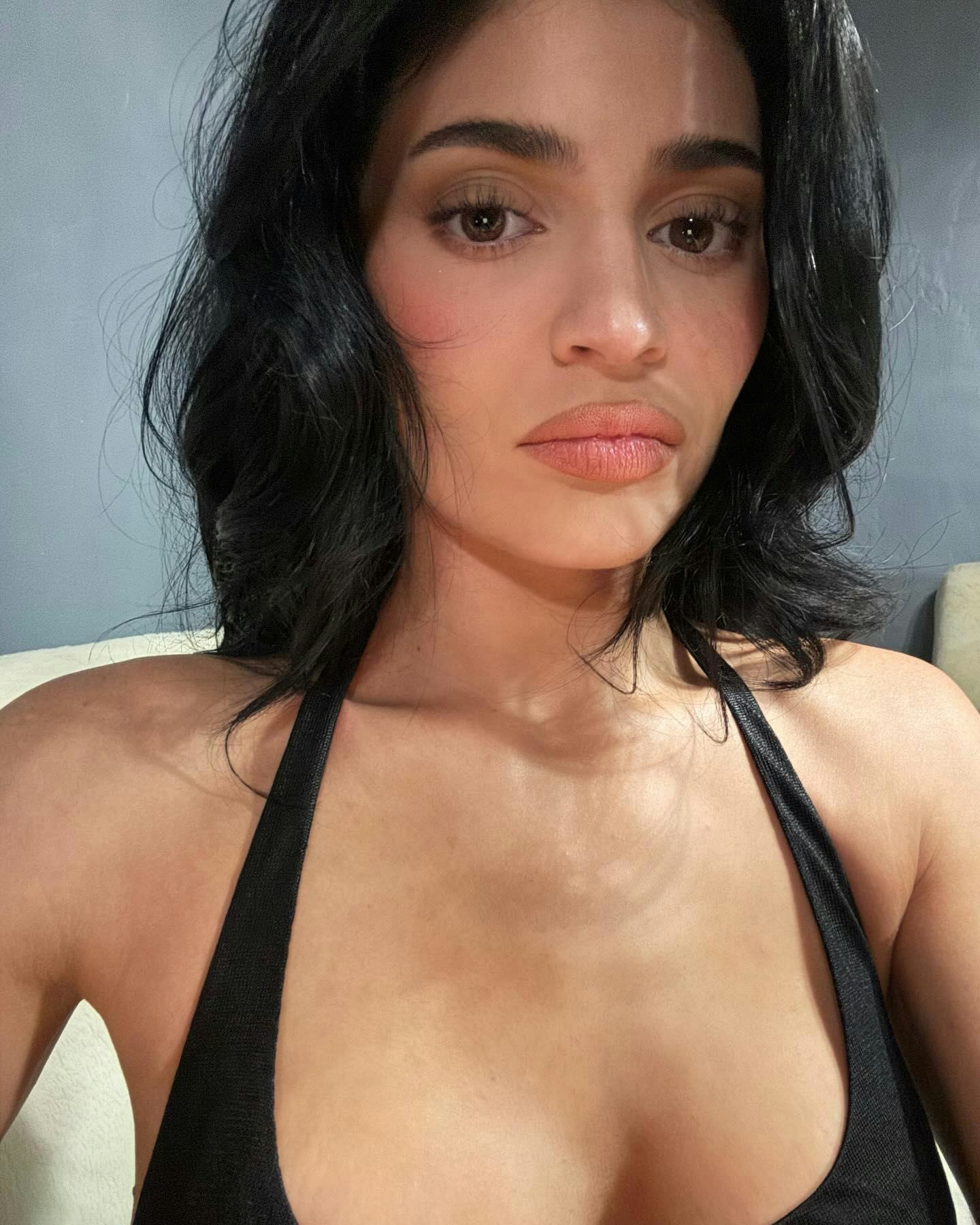 Kylie Jenner wore a cleavage-baring LBD for date night with Timothée Chalamet.