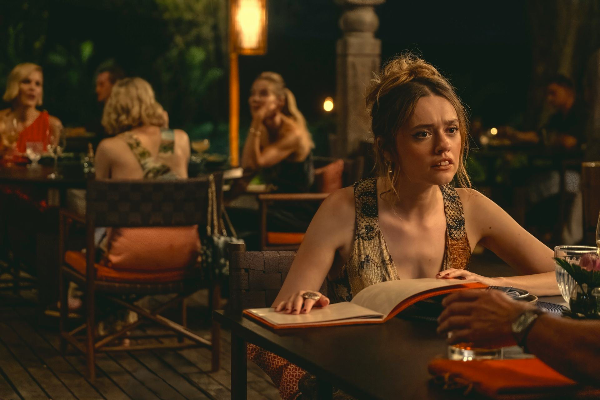 the white lotus season 3 glam