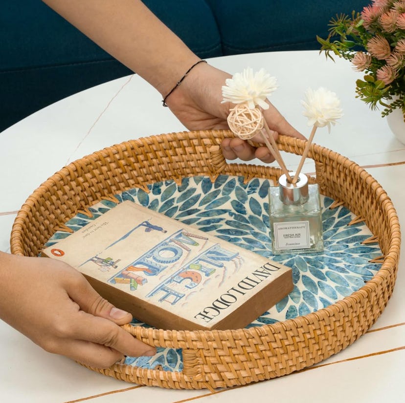  KOLWOVEN Round Rattan Tray