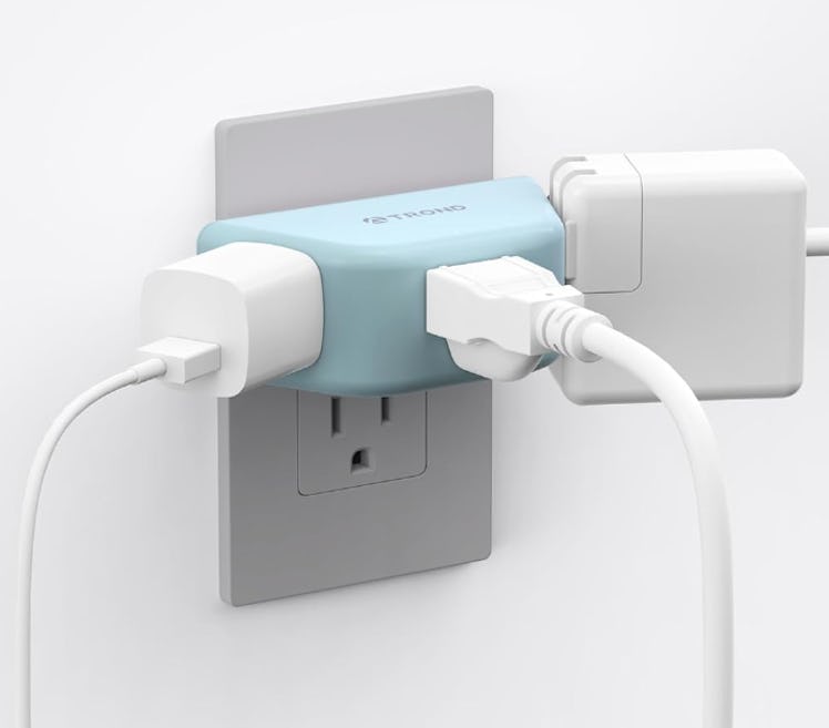 TROND 3-Way Outlet Extender