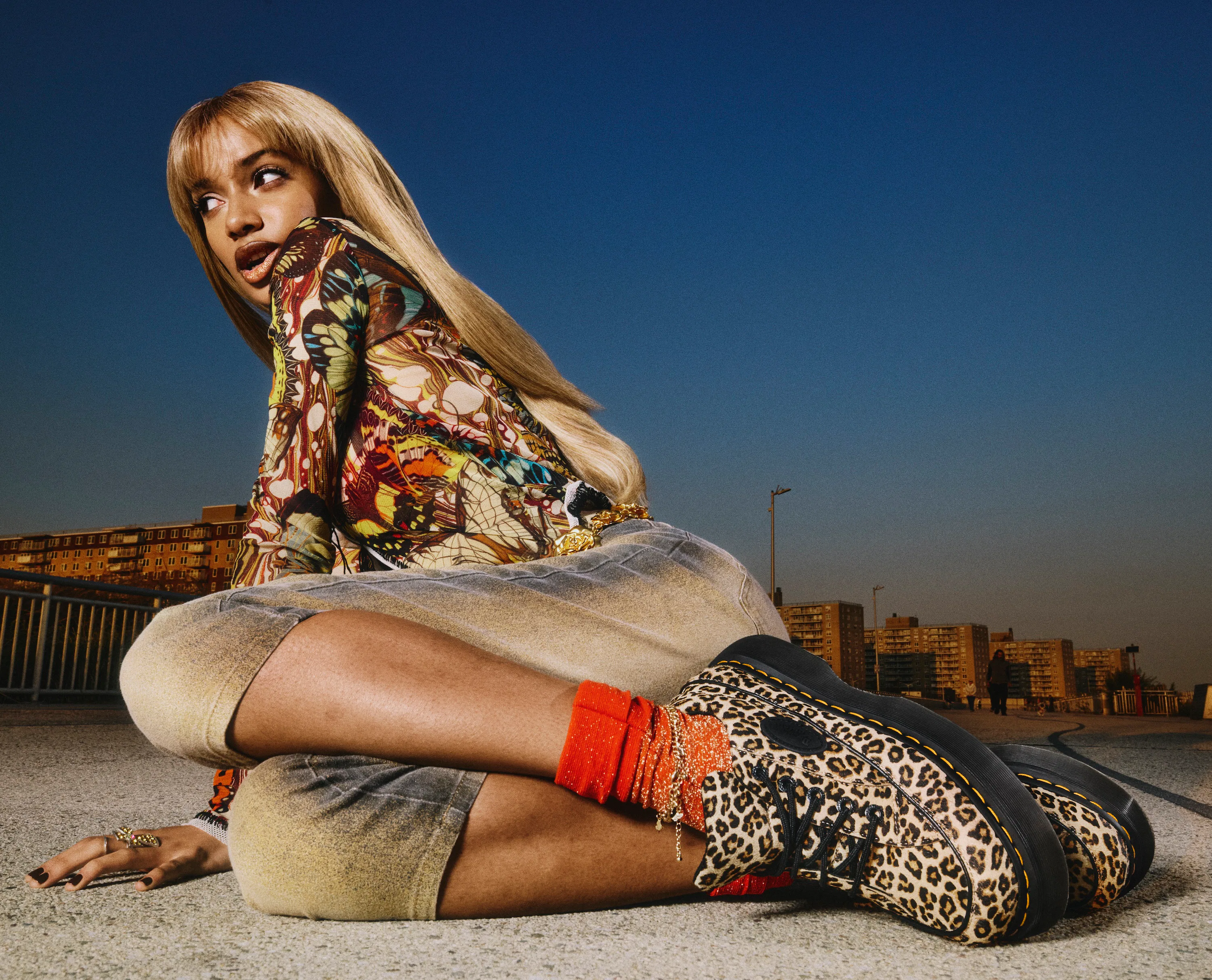 【LiSA愛用モデル】Dr.Martens BUZZ 5I Dr. Martens Buzz Collection, Reviewed By 4 Elite Daily Editors
