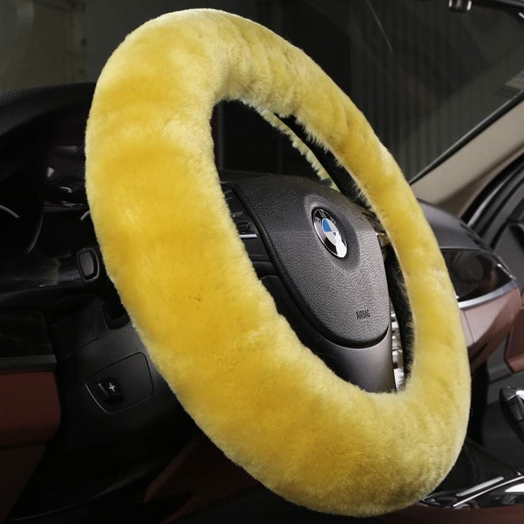 OGLAND Sheepskin Car Steering Wheel Cover