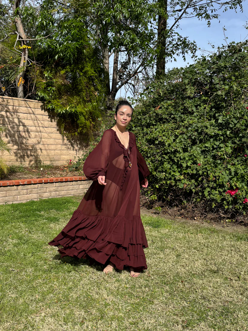 I Tried H&M's 'The White Lotus' Collection & Immediately Booked A Vacation I Tried H&M's 'The White Lotus' Collection & Immediately Booked A Vacation
