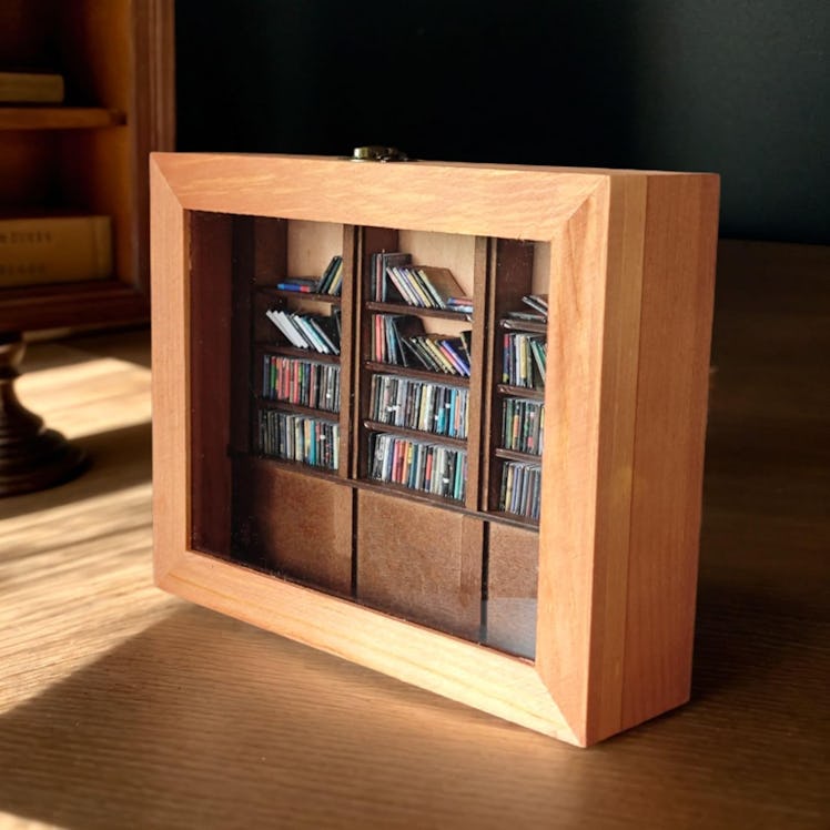 SAIONJI Miniature Bookshelf