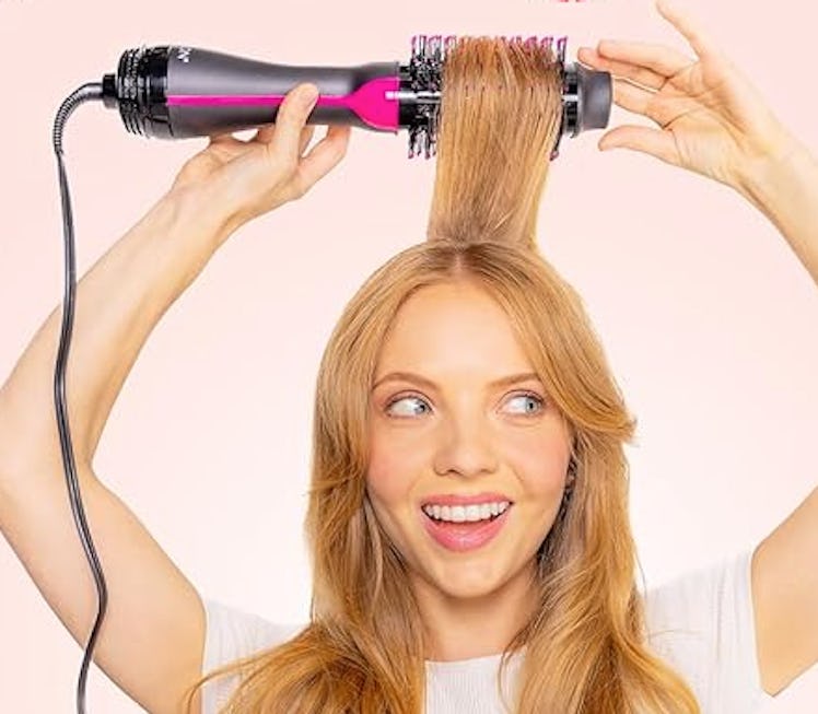 Revlon One-Step Hair Dryer & Volumizer Hot Air Brush