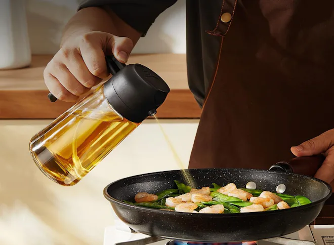 TrendPlain Glass Olive Oil Sprayer