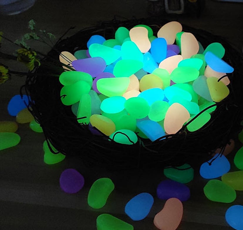 OULIGET Luminous Glow-In-The-Dark Pebble Stones (50-Pack)