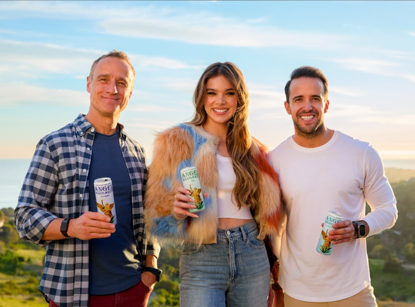 I tried Hailee Steinfeld's Angel Margarita flavors.