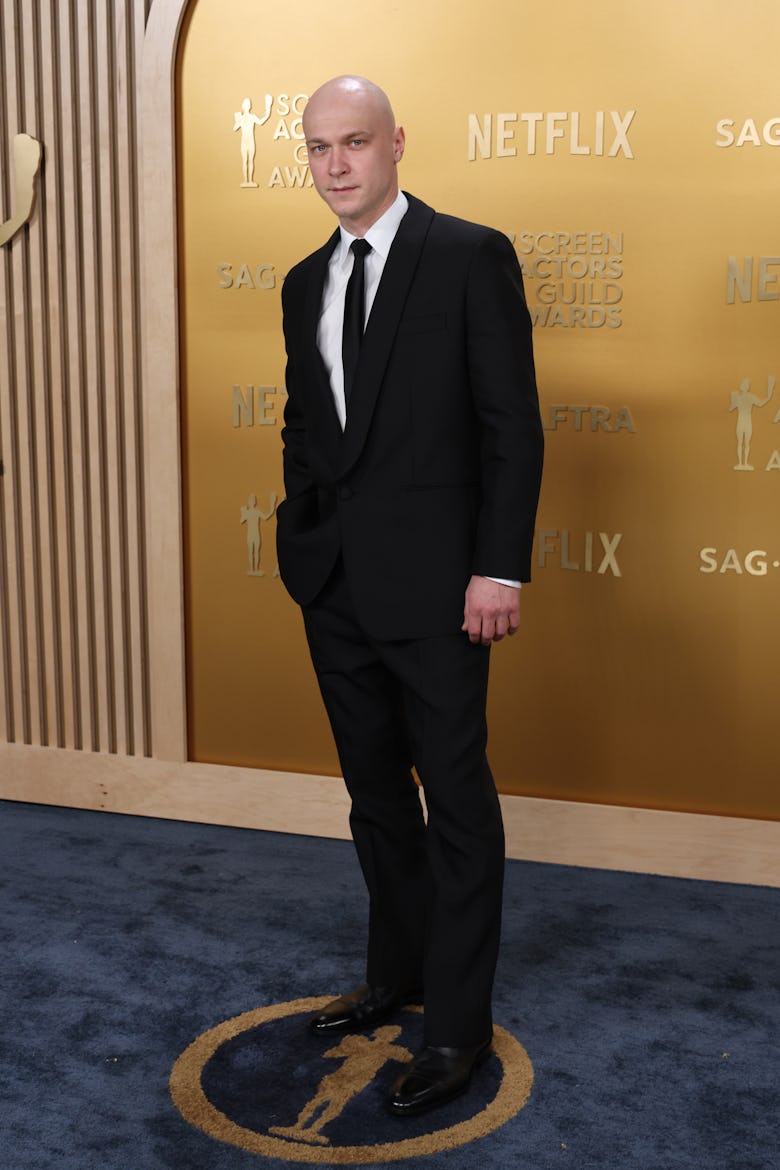 Yura Borisov attends the 31st Annual Screen Actors Guild Awards at Shrine Auditorium and Expo Hall o...