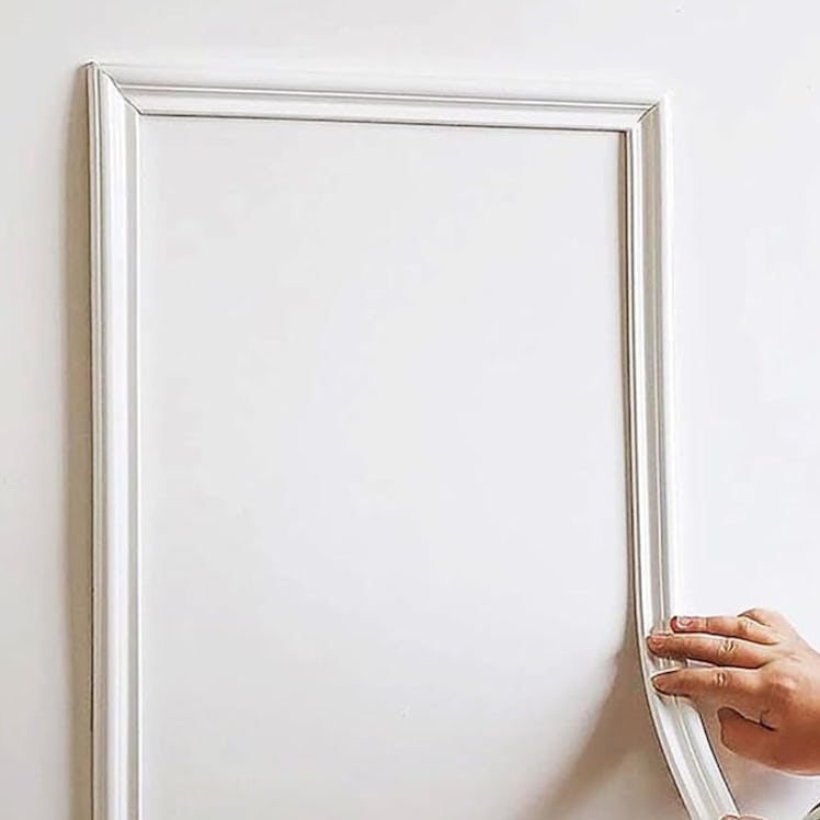 LaRolls Peel & Stick Wall Molding Trim