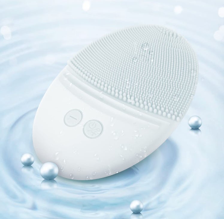 EZBASICS Silicone Facial Cleansing Brush