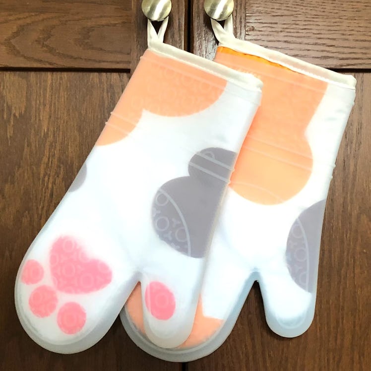 BusyPet Cat Paw Oven Mitts