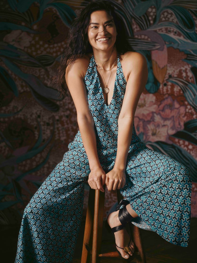 Banana Republic x The White Lotus campaign.