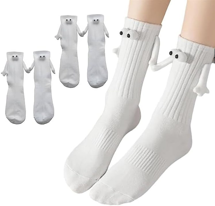 Smilelife Magnetic Holding Hands Socks (2 Pairs) 